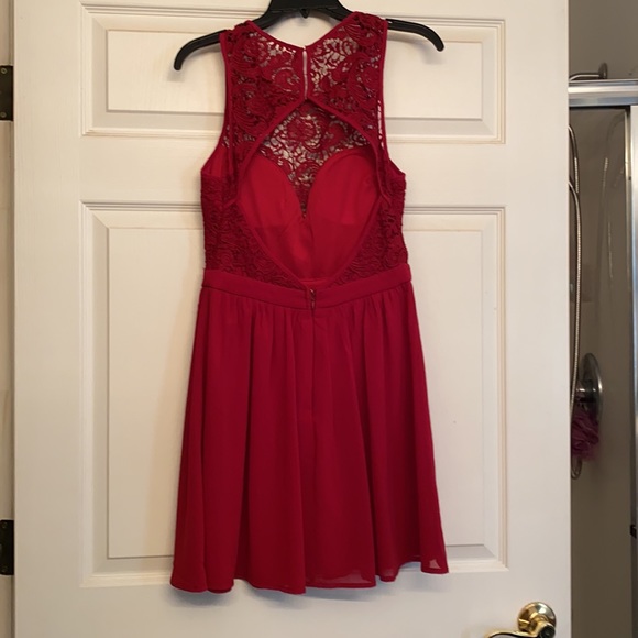 Maniju Red Cocktail Dress (medium) - Picture 5 of 6